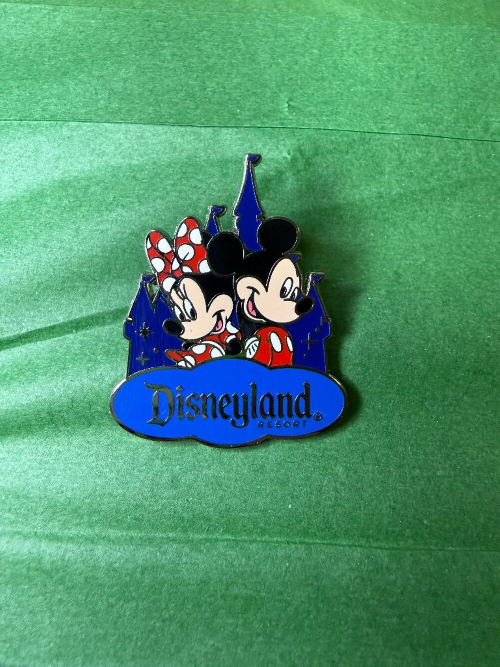 Mickey & Minnie - Disneyland Resort Pin